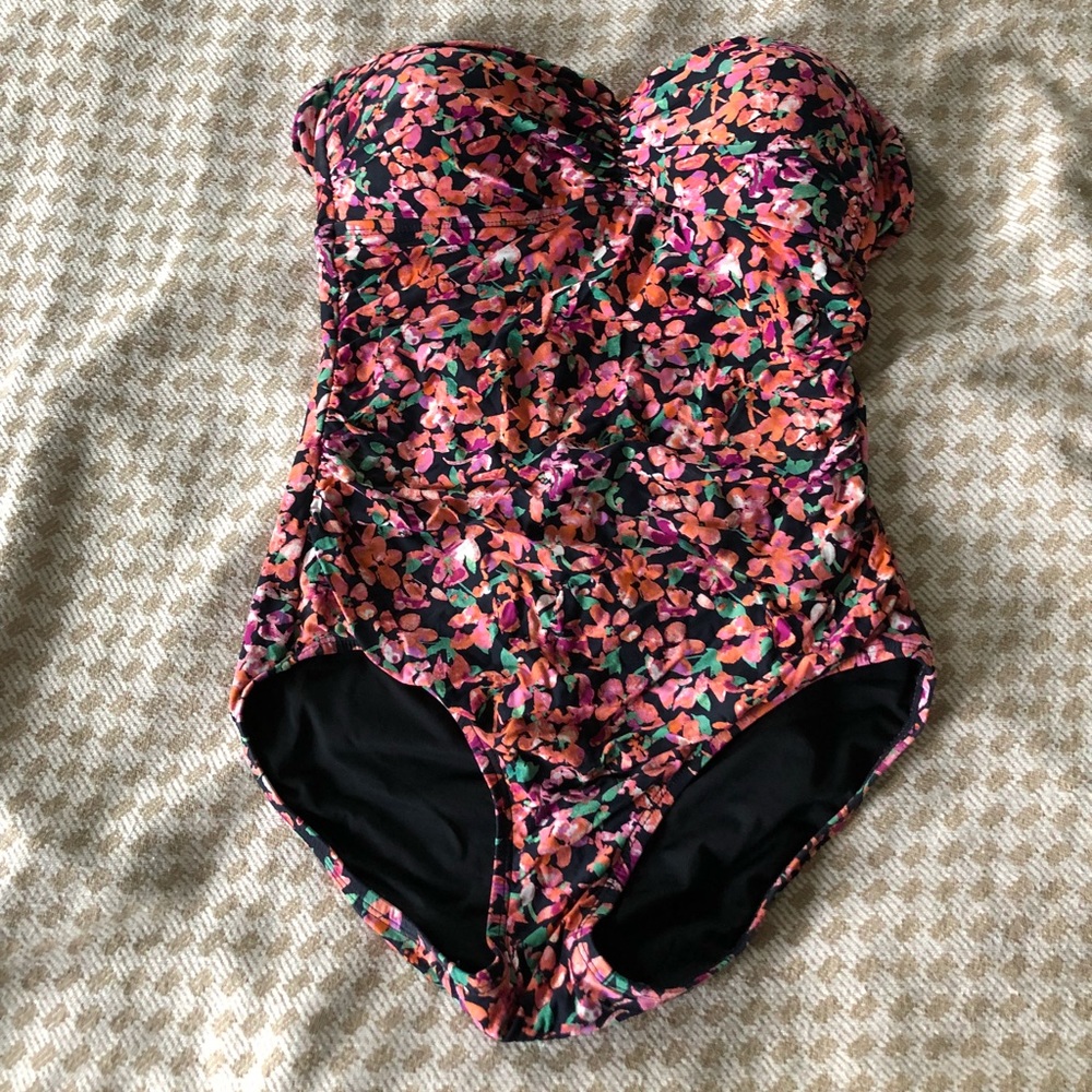 One piece bathing suit